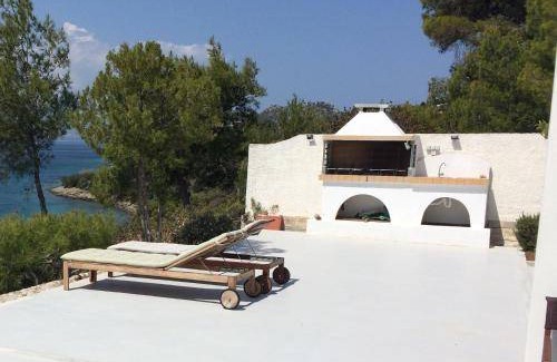Limni Vouliagmenis Villa | 145 m² Villa ∙ 4 bedrooms ∙ 8 guests