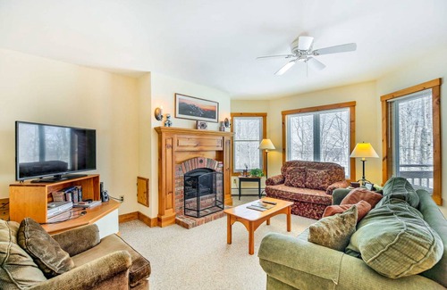 North Troy Apartment | 148 m² Apartment ∙ 3 bedrooms ∙ 8 guests