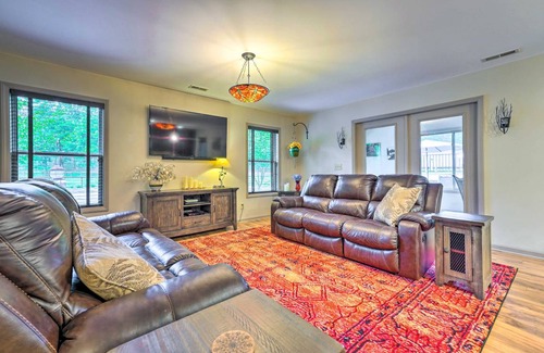 Pisgah Forest House | 148 m² House ∙ 3 bedrooms ∙ 6 guests