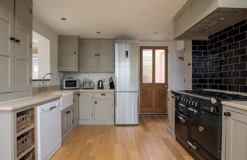 Fifield House | 149 m² House ∙ 4 bedrooms ∙ 8 guests