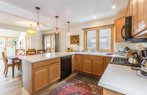 Ouray House | 1490OAK Grandview Condo