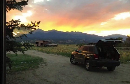 Salida House | 14er Dreamer, River Access & Fishing Pond