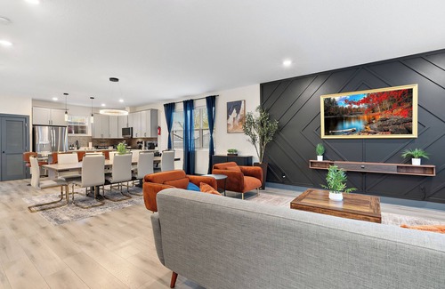 West Seventh House | 14guests, gameroom, theatre, sauna in the center of twin cities