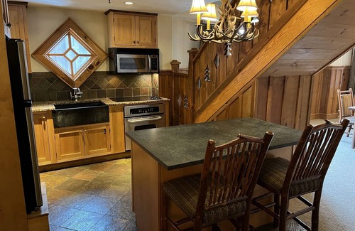 Lake Placid Condo | 15-45% Off- Whiteface Lodge- Amenities Galore! Rustic Elegance