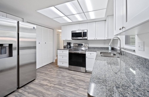 Regency Park House | 15 min from the beach