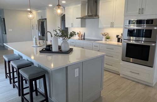 Osprey House | 15 mins from Beautiful Siesta Key Beach, Waterfront Home w/Private Pool