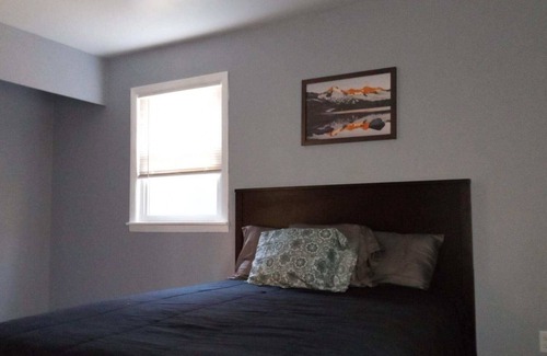 Great Mills House | 15 minutes from Solomon's Island Cozy dupldex upper-level