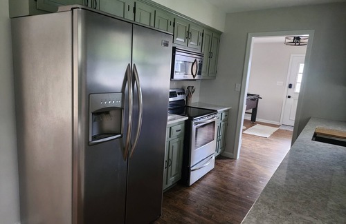 Milton House | 15 minutes to Rehoboth Beach, 20 minutes from three sports complexes Game Room .