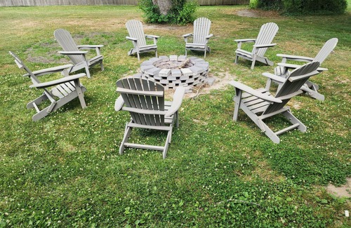 Milton House | 15 minutes to Rehoboth Beach, 20 minutes from three sports complexes Game Room .