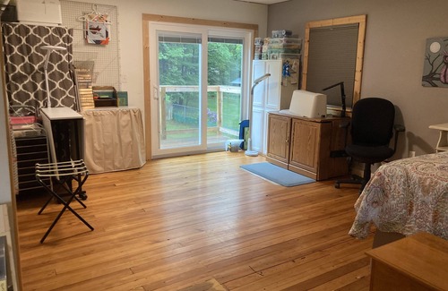 Kalkaska House | 15 mls from Great Lakes Equestrian Festival, 3 Bdrm house, huge yard, pole barn!