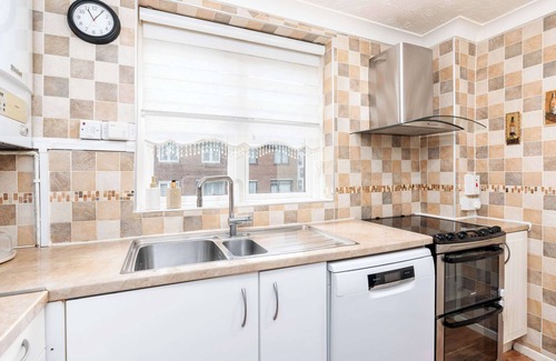 Sheffield Apartment | 15% OFF | Sleeps 6 | City Centre | FREE Parking