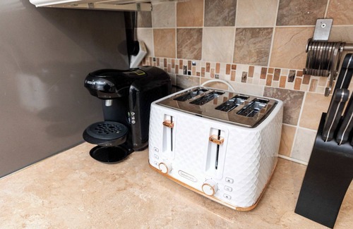 Sheffield Apartment | 15% OFF | Sleeps 6 | City Centre | FREE Parking