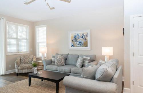 Bonito Boathouses House | 15 Quarterdeck Lane