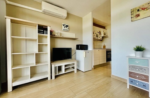 Salou Apartment | 150-CAT92 523. Studio apartment with pool. Salou tourist center.