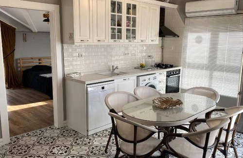 Gemlik Apartment | 150 m² Apartment ∙ 3 bedrooms ∙ 7 guests