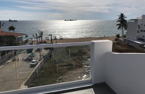 Manzanillo Apartment | 150 m² Apartment ∙ 3 bedrooms ∙ 6 guests