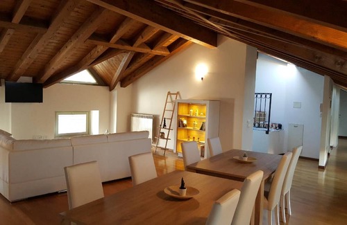 Seriate Bed & Breakfast | 150 m² Bed and breakfast ∙ 3 bedrooms ∙ 10 guests
