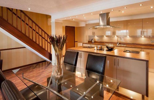 Norton Sub Hamdon Hotel | 150 m² Hotel ∙ 4 bedrooms ∙ 10 guests