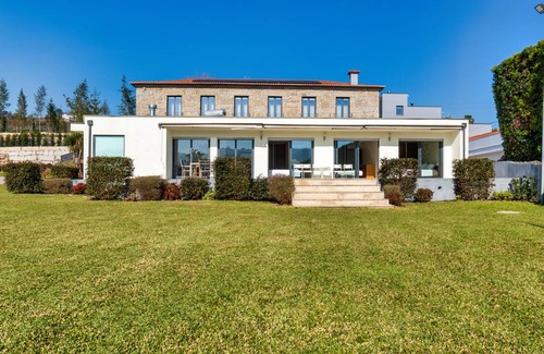 Fareja House | 150 m² House ∙ 3 bedrooms ∙ 10 guests