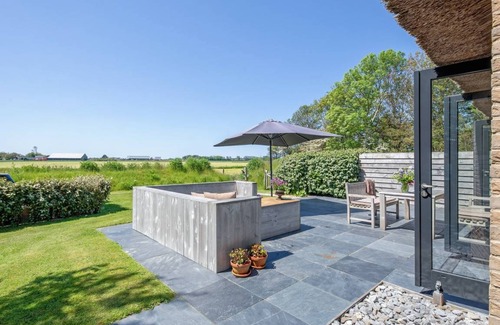 Municipality of Texel House | 150 m² House ∙ 2 bedrooms ∙ 4 guests