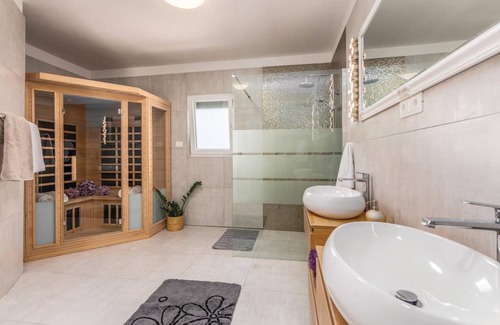 Silo House | 150 m² House ∙ 3 bedrooms ∙ 6 guests