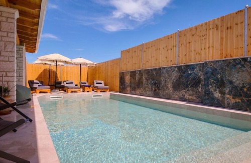 Ksamil House | 150 m² House ∙ 4 bedrooms ∙ 8 guests