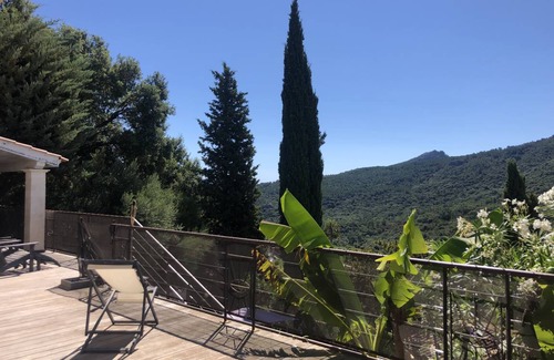 St. Jean de l’Esterel Villa | 150 m² Villa ∙ 3 bedrooms ∙ 8 guests