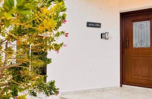 Alethriko Villa | 150 m² Villa ∙ 4 bedrooms ∙ 8 guests