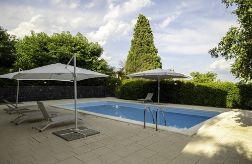 Viagrande Villa | 150 m² Villa ∙ 4 bedrooms ∙ 8 guests