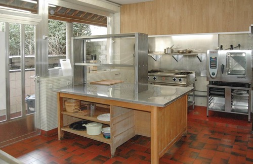 Botassart House | 1500 m² House ∙ 14 bedrooms ∙ 30 guests