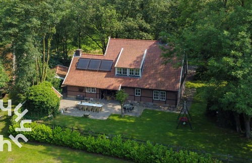 Vasse House | 1500 m² House ∙ 5 bedrooms ∙ 14 guests