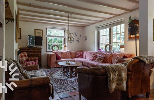 Vasse House | 1500 m² House ∙ 5 bedrooms ∙ 14 guests