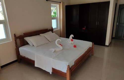 Anse aux Pins Apartment | 152 m² Apartment ∙ 2 bedrooms ∙ 4 guests