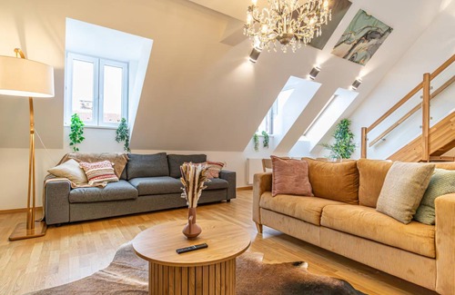 Schottenfeld Apartment | 153 m² Apartment ∙ 2 bedrooms ∙ 10 guests