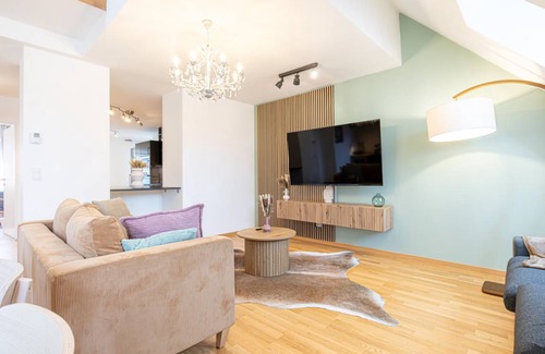 Schottenfeld Apartment | 153 m² Apartment ∙ 2 bedrooms ∙ 10 guests