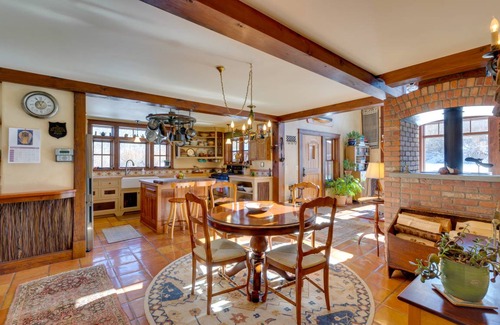 Placerville House | 153 m² House ∙ 2 bedrooms ∙ 4 guests