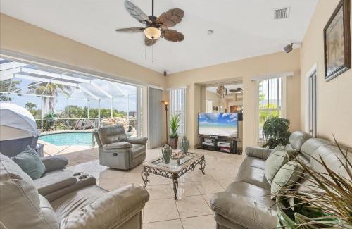 South Gulf Cove House | 15432 Aribe