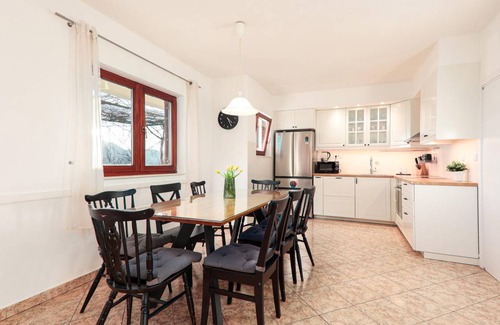 Central Dalmatia House | 155 m² House ∙ 5 bedrooms ∙ 10 guests
