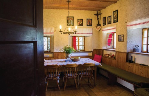 Vrhnika House | 155 m² House ∙ 4 bedrooms ∙ 9 guests