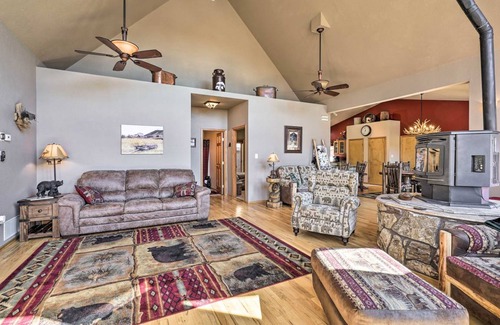 Cripple Creek House | 155 m² House ∙ 3 bedrooms ∙ 6 guests