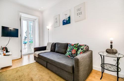Santos Apartment | 157 A - Charming Santos Apartment wPatio
