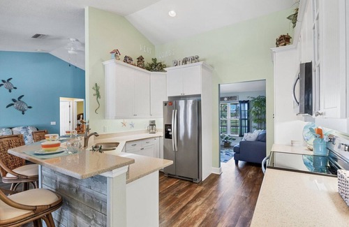South Gulf Cove House | 15736 Lakeland Circle