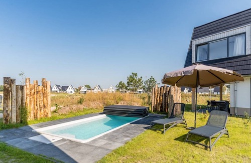 Municipality of Someren House | 158 m² Bungalow ∙ 4 bedrooms ∙ 8 guests
