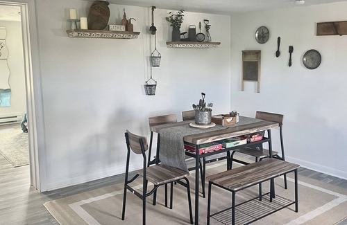 New Oxford Apartment | 15mi to Gburg/York/Hanover/Dover Bridal & Tourists