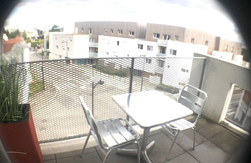 Bourg-Solvardiere Apartment | 15mn Nantes/5mn Atlantis & Zenith spacious T2 of 50m2 with balcony