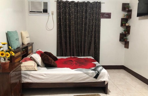 Bantay House | 15pax-2minutes to Vigan-Rose and Fer Transient-2 Bedroom House