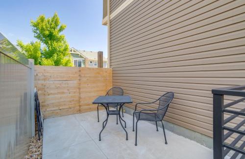 Gateway Apartment | 16 Mi to Dtwn Denver Modern Apt with Patio