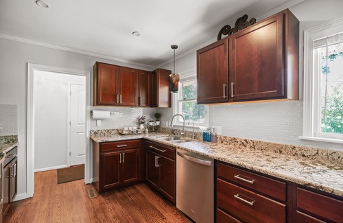 Wayzata House | 16+Wayzata home! Central, Comfortable, Peaceful.