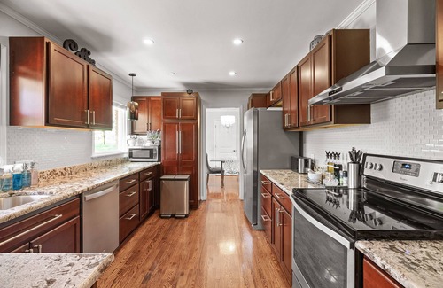 Wayzata House | 16+Wayzata home! Central, Comfortable, Peaceful.
