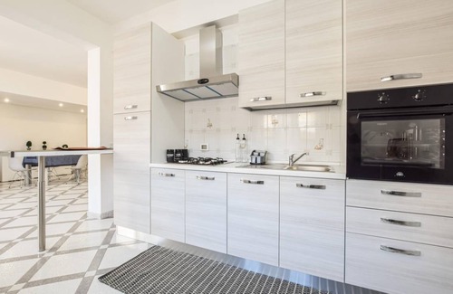 Casteldaccia Apartment | 160 m² Apartment ∙ 3 bedrooms ∙ 8 guests